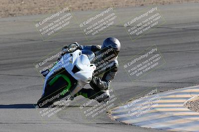 media/Jan-08-2022-SoCal Trackdays (Sat) [[1ec2777125]]/Turn 10 (2pm)/